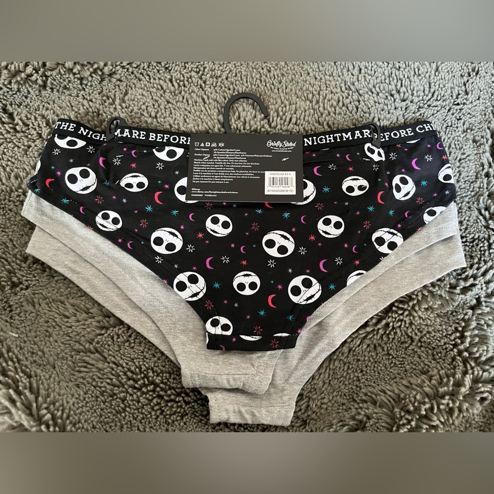 NWT Disney Nightmare Before Christmas Women’s hipsters size XL